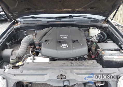 2005 Toyota 4Runner Sr5 V6 from USA, damaged, VIN JTEBU14R658043659